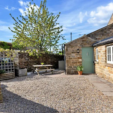 Finest Retreats - Cherry Nr Hall *